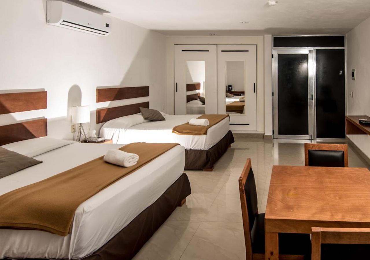 Sunrise 42 Suites By Holiday In Playa Playa del Carmen Exterior foto